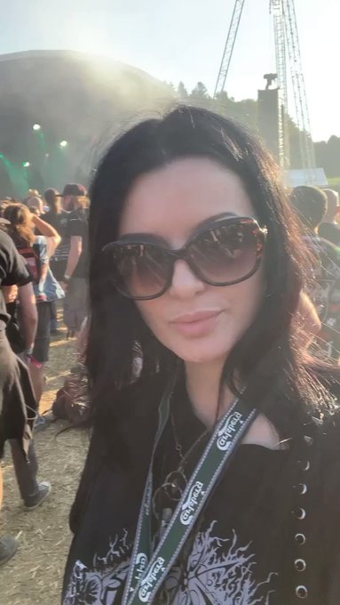 Today at Meh Suff Festival… I love it here ? https://t.co/7RxHVRmGTW