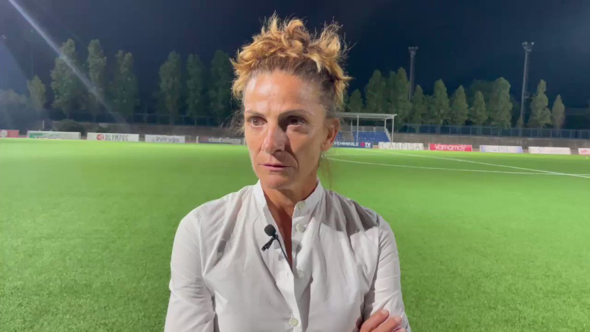  REACTION

Il commento a caldo di Coach Panico dopo #NapoliFiorentina

#ForzaViola 💜  #SerieAFemminile