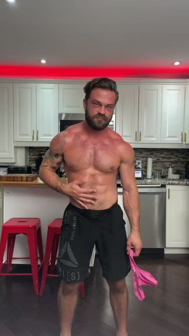 Why won’t this work?! ???? @scallysex @thexxlmen @HotMaleStuds @GAYXXXBLOG @theQueerPig @QueerMeNow @HotGuyZone