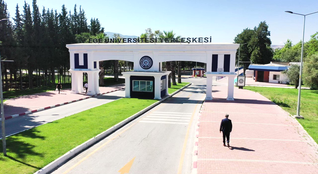 ege universitesi on twitter kampus girislerimizde uygulamaya gecirdigimiz saglikbakanligi ve yuksekogretimk ile 100 entegre olan ogrenci personel ve arac kimlik karti tanimlama islemlerine dair kilavuz videomuzu izleyebilirsiniz https t co