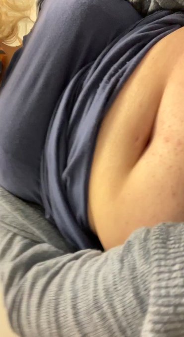 I started leaaaaaking and now my panties are wet. 💦💦💦😳 #peedesperation #peeinggirls https://t.co/YSb<a href="/tag/peeinggirls"class="tags"><span>#peeinggirls</span></a><a href="/tag/peedesperation"class="tags"><span>#peedesperation</span></a>