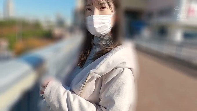 あどけない感じで足を開くのはたまらない...
まだ慣れていないからこそのリアルを感じる https://t.co/MrlEYjjHJy