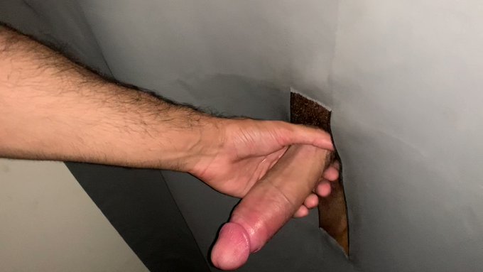 Ready for the next instalment?  Part 2 of this seriously hot session with newcomer @idkrobert0 is available<a href="/tag/bigdick"class="tags"><span>#bigdick</span></a><a href="/tag/blowjob"class="tags"><span>#blowjob</span></a><a href="/tag/gloryhole"class="tags"><span>#gloryhole</span></a><a href="/tag/gayporn"class="tags"><span>#gayporn</span></a>