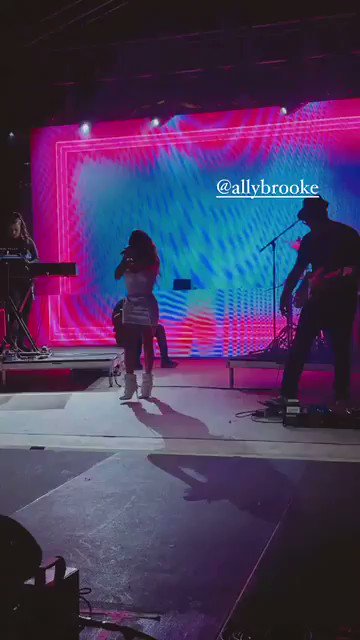 RT @ChokalitConally: Ally is literally following Selena Quintanilla's steps. Listen to her https://t.co/apNqGmnsEQ