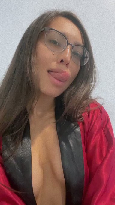 Good moanin’ ! 

#tonguefetish https://t.co/55wKK8xwx5