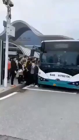 Sex at bus in Shijianzhuang