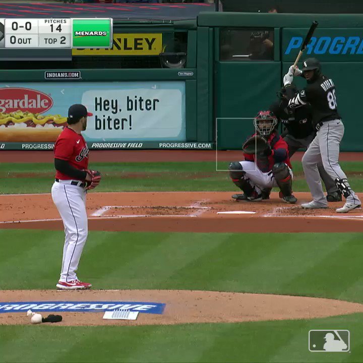 @mlbcuba's photo on Luis Robert