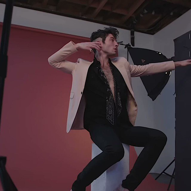 Happy Birthday Ezra Miller <3 