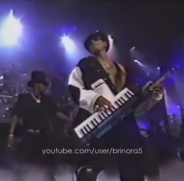 Happy Birthday to the legendary Devante Swing.   
