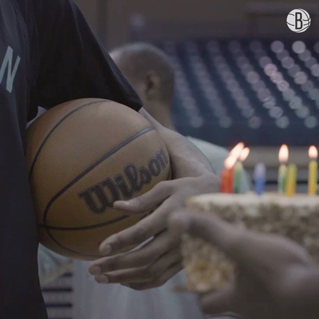 Brooklyn\s rookies sang Kevin Durant happy birthday  