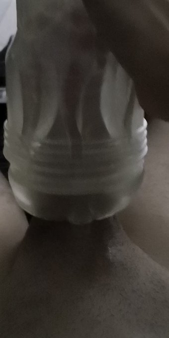 Enjoying my fleshlight at work
#horny #hornycock #erection #twink #bisexual #bicurious #gay #follow #retweet