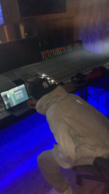 FaZe Kaysan on Twitter: “Let’s see who can figure out what sample me