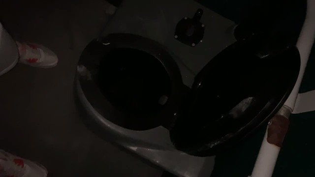 Nearly got caught taking this video ?

https://t.co/AqmuCl7Gts

@fagfucker6 @PissingBoys @Pissboy1995