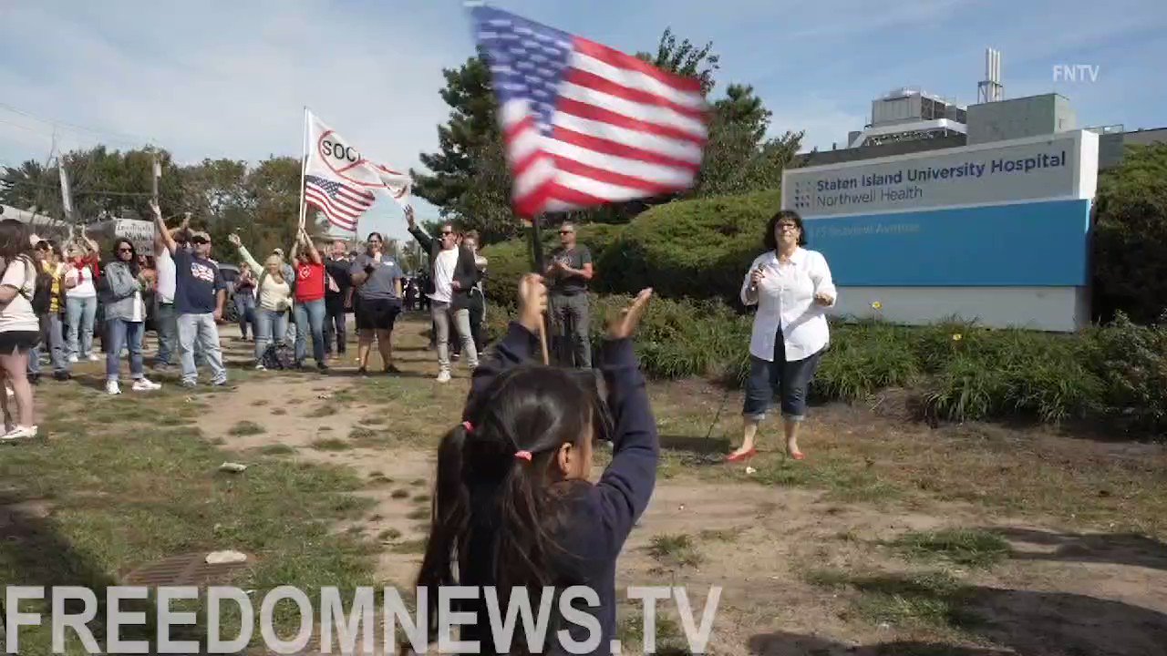 Oliya Scootercaster on Twitter "Protesters and Healthcare Workers BURN