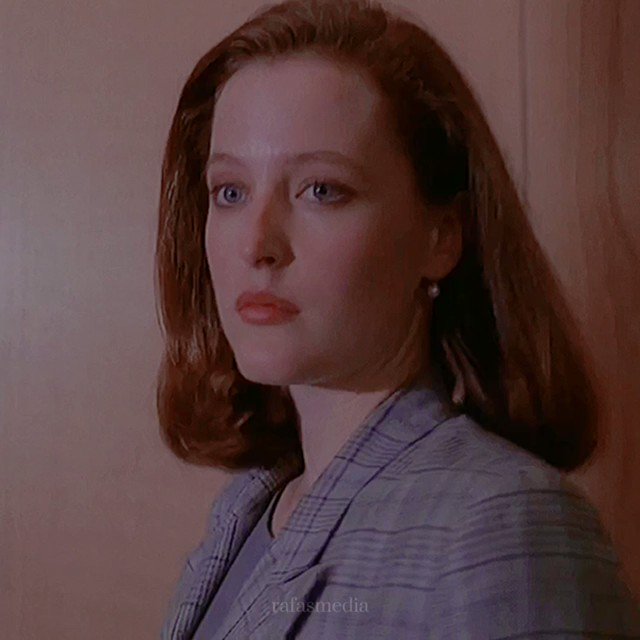 Dana scully being a pisces really does give me that buzz. happy birthday to my girlfriend (real) <3 