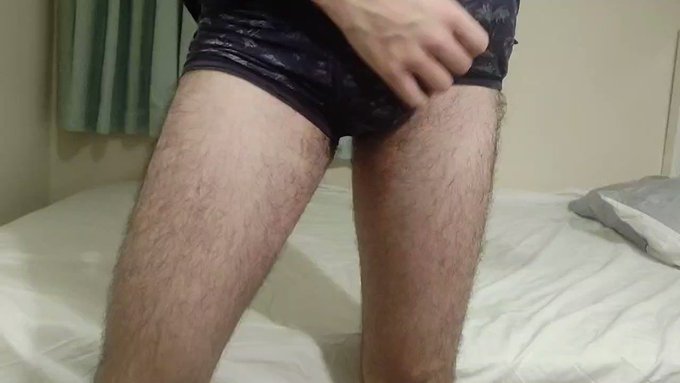 Pants are off ?
#gaysex #bulge #onlyfans #sellingvideos  #bwc #cock #dick #gaytop https://t.co/jWdmr