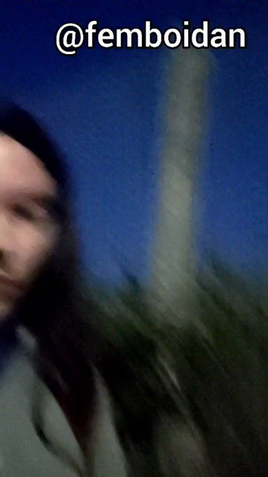 Horny on the walk home ??
#voyerism #onlyfans #pornhub #exhibtionist #nsfw #gay #onlyfanspromo
@OnlyFans