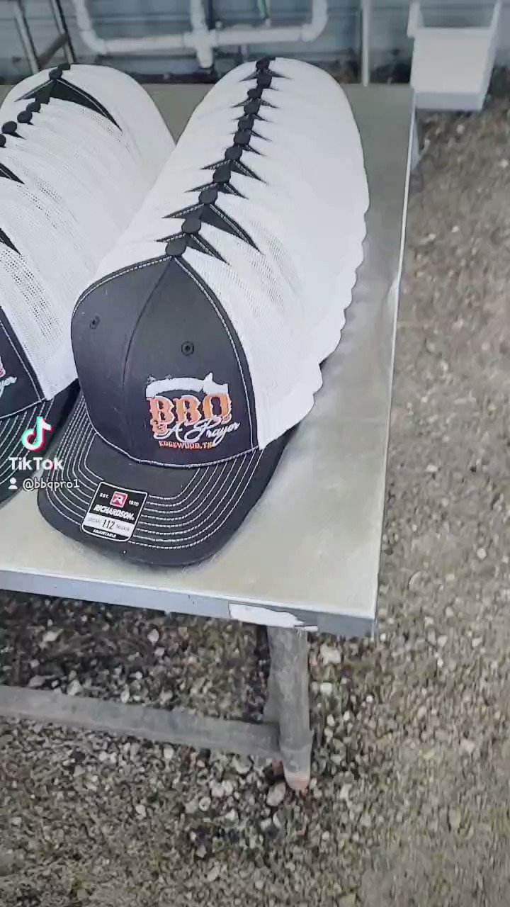 BBQ And A Prayer (BbqPrayer) / Twitter