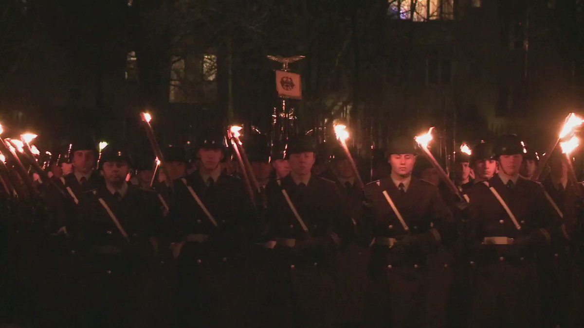 Факельное шествие в германии