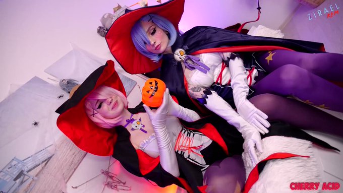 🎃New Halloween video 🎃 Rem and Ram play with each other's pussies at this Halloween party! Includes pussy