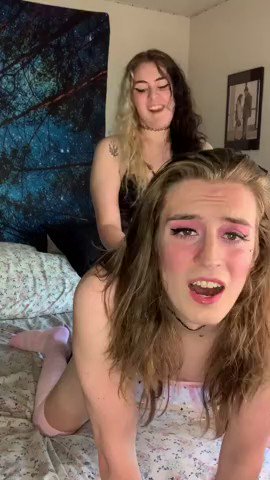 my face while getting rammed :o https://t.co/x5CXJl8DIF