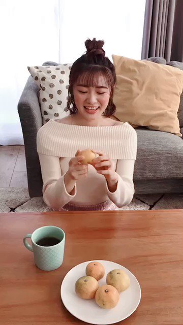 長谷川玲奈1st写真集「一瞬の光」公式＠8月24日発売決定！ (@0315_rena