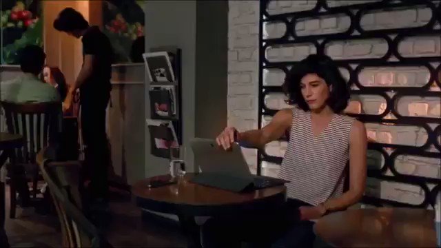 Porno so‘radi va qizarib ketadi