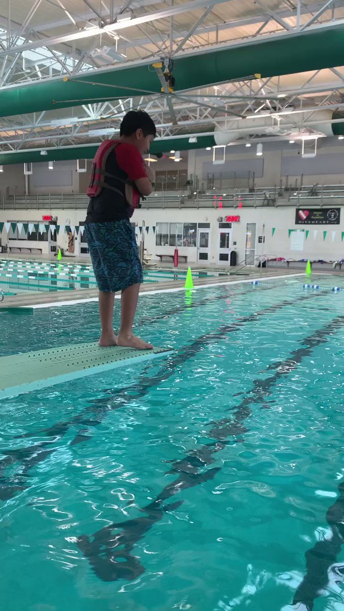 My favorite moments at the pool- watching a friend do something new and scary! We can do hard things!! <a target='_blank' href='http://twitter.com/CampbellAPS'>@CampbellAPS</a> <a target='_blank' href='http://twitter.com/APSAquatics'>@APSAquatics</a> <a target='_blank' href='https://t.co/vmpdcheOVi'>https://t.co/vmpdcheOVi</a>