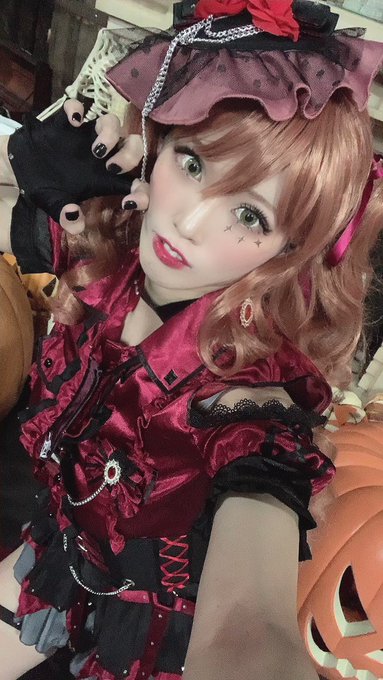 コスプレイヤーもえぴいのTwitter動画2