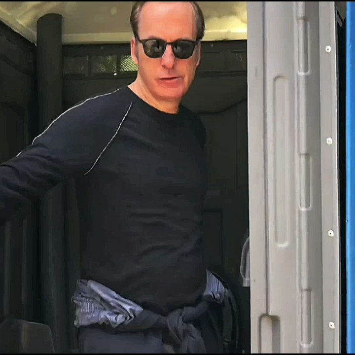 Happy Birthday Mr. Bob Odenkirk ilysm you\re so sexc mwah  