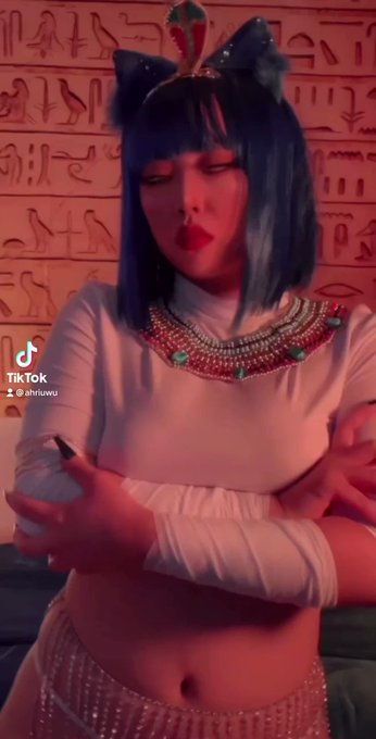 watchu watchin? ?

#ankha #cosplay #ankhazone #コスプレ https://t.co/hHL0sfKUFM