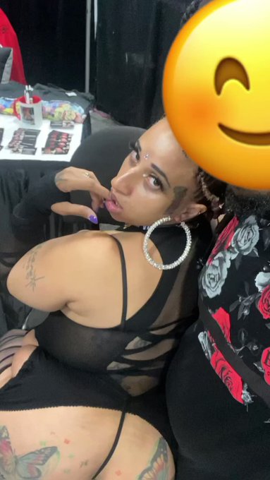 Brooklyn &amp; Harlem in the Building 💪🏾💪🏾💪🏾 @Showntellxxxent https://t.co/TnidGzOjRS<a class="tags" target="_blank" title="On Twitter" href="/?out=eyJ0eXAiOiJKV1QiLCJhbGciOiJIUzUxMiJ9.eyJpYXQiOjE3MjQ4NDA3NDUsImlzcyI6InR3cG9ybnN0YXJzLmNvbSIsIm5iZiI6MTcyNDg0MDc0NSwiZXhwIjoxNzU2Mzc2NzQ1LCJyZWRpcmVjdF91cmwiOiJodHRwczovL3R3aXR0ZXIuY29tL1Nob3dudGVsbHh4eGVudCJ9.xeRp1zu42zhaXaOUMRbqgsgx8z0PCDPcILZfkIbDnOY2BASqKerCW70SIlb-T7zYikx4aD-LeRcpnPiIFJcN5g">@Showntellxxxent</a><a href="/tag/nyc"class="tags"><span>#nyc</span></a><a href="/tag/nj"class="tags"><span>#nj</span></a><a href="/tag/exxxotica"class="tags"><span>#exxxotica</span></a><a href="/tag/contentcreator"class="tags"><span>#contentcreator</span></a>