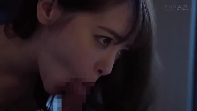 小倉由菜 キレイな横顔でフェラされるのも、バスタオルを剥がしたと同時に激しい騎乗位も最高！ 朝方まで交わり続ける二人が本能的で良き。