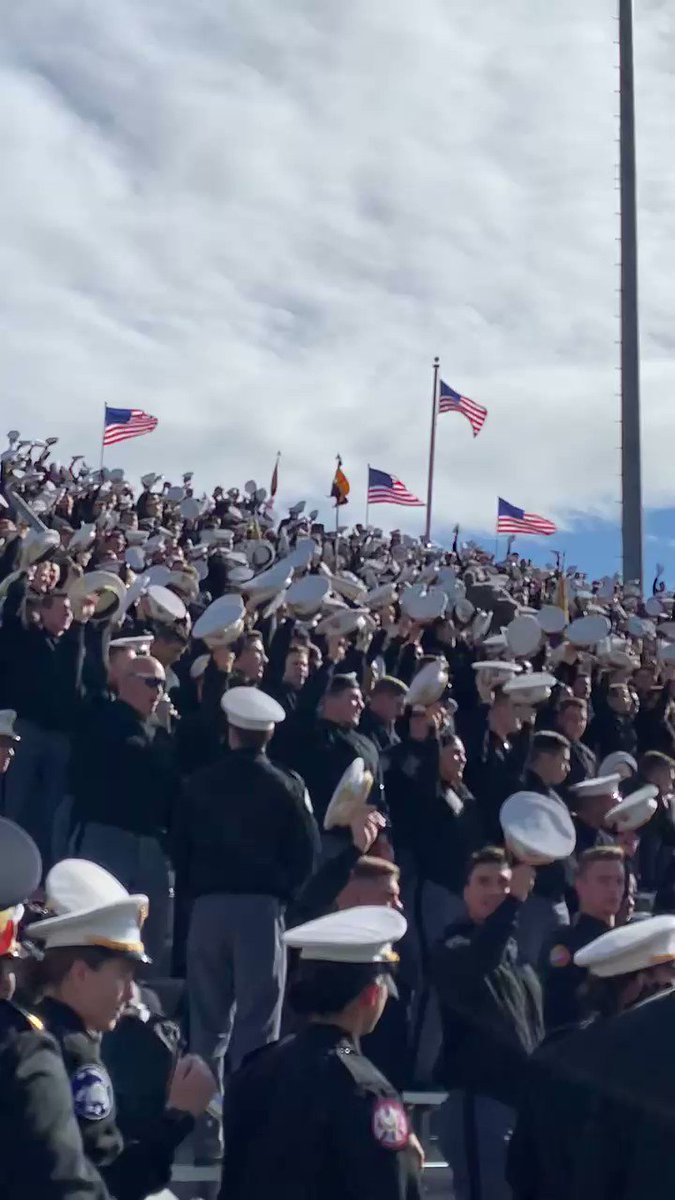 RT @USAA: You know you’re at an Academy football game when you encounter the Tsunami! #WFvsARMY  #Tradition https://t.co/qYOpdUPvE1