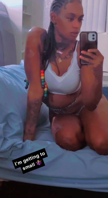 Just me https://t.co/KksVuyNaMR<a href="/tag/newprofilepic"class="tags"><span>#newprofilepic</span></a>