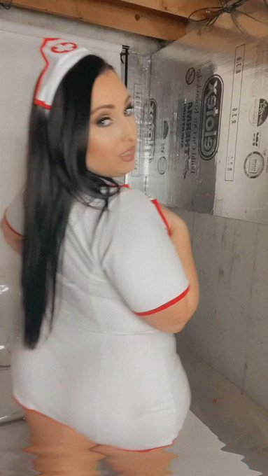 Hello Nurse! ? https://t.co/ezBct0vEBU
