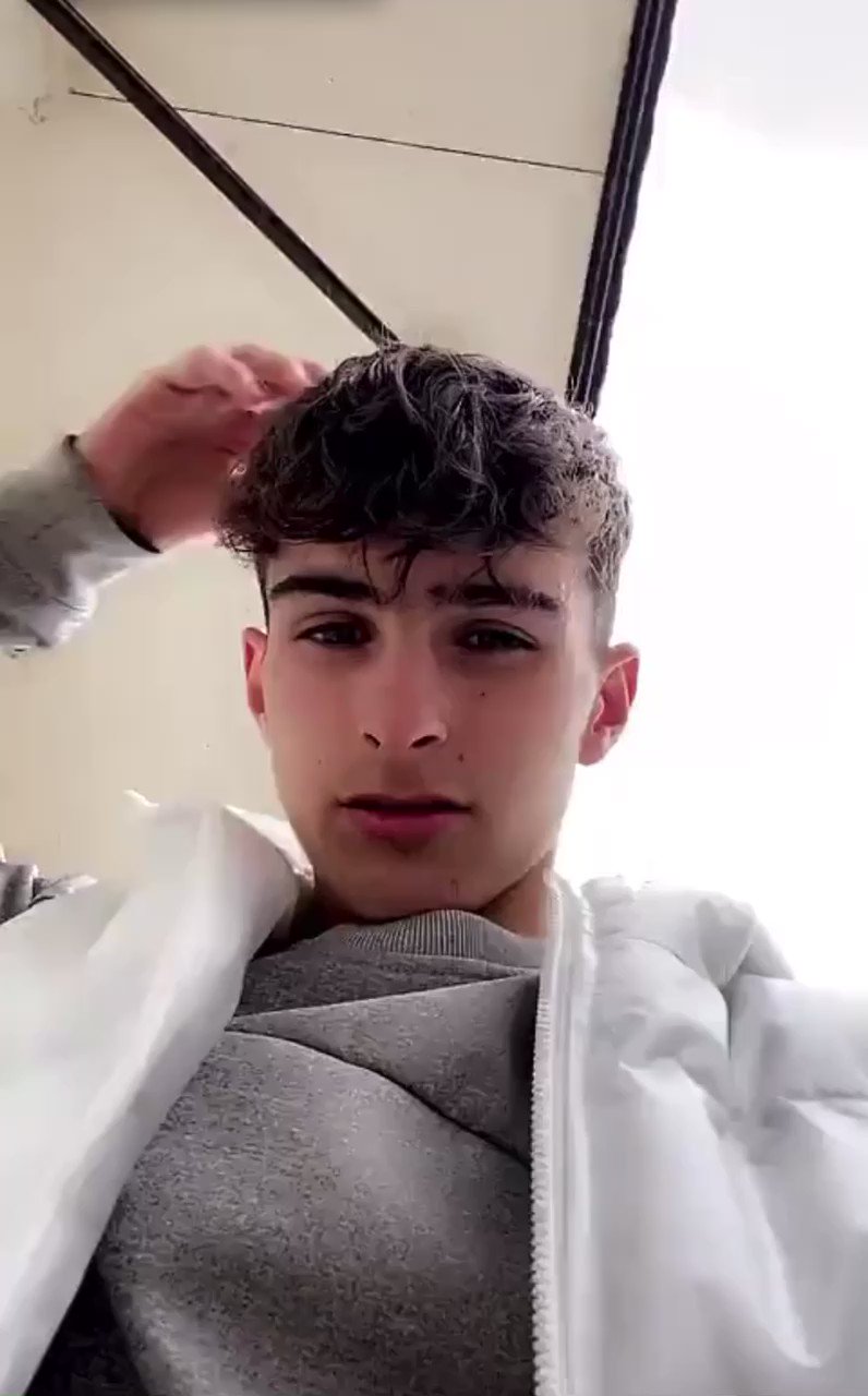 Enquistive teen s video Tweet