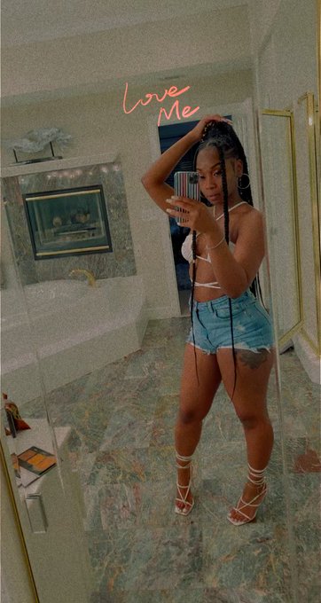 Top 2 and I ain&rsquo;t number 2😌 https://t.co/jkrmRS4jhr<a href="/tag/newprofilepic"class="tags"><span>#newprofilepic</span></a>