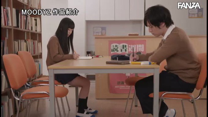七沢みあちゃん🤗ムッツリエッチな図書委員😆💞

興奮するに決まってる！！
https://t.co/AWT31dlQI8