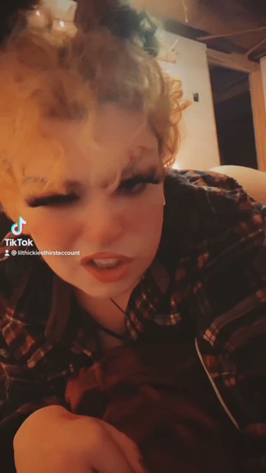 Rouxyboo’s pics and videos