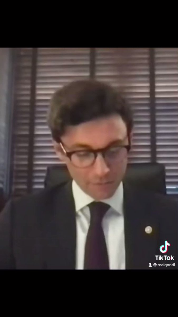 RT @QondiNtini: Bonus bonus: Jon Ossoff slowly taking off his glasses. So slowly… https://t.co/N3Kg98iVxz