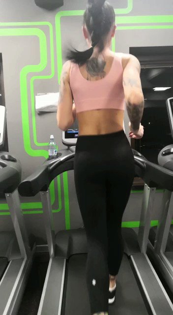 Work it bb 💪🏻😎
#fitgirls #fitness #INKED #tattoo #run #fitass https://t.co/r10TPtSEWe