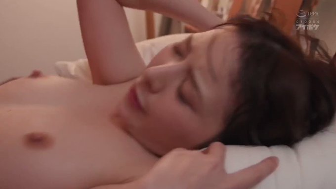 変態上司のデカ●ンに何度もイカされる...
最後は顔射でザー●ンまみれに https://t.co/qzPcnfyH6W