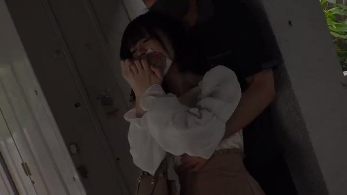 むしゃぶりつきたくなる超スリムパイパン美少女を卑猥教育 監禁拘束してイキ狂うまで開発調教  #天馬ゆい 

配信️👉 https://al.dmm.co.jp/?lurl=https%3A%2F%2Fwww.dmm.co.jp%2Fdigital%2Fvideoa%2F-%2Fdetail%2F%3D%2Fcid%3Dh_1240milk00125%2F&af_id=pnpk-990&ch=api https://t.co/dCpO3PXk4N