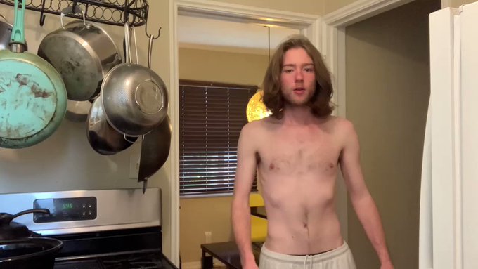 POV you surprise your straight friend in the kitchen, but you end up masturbating together ??

@PornhubModels