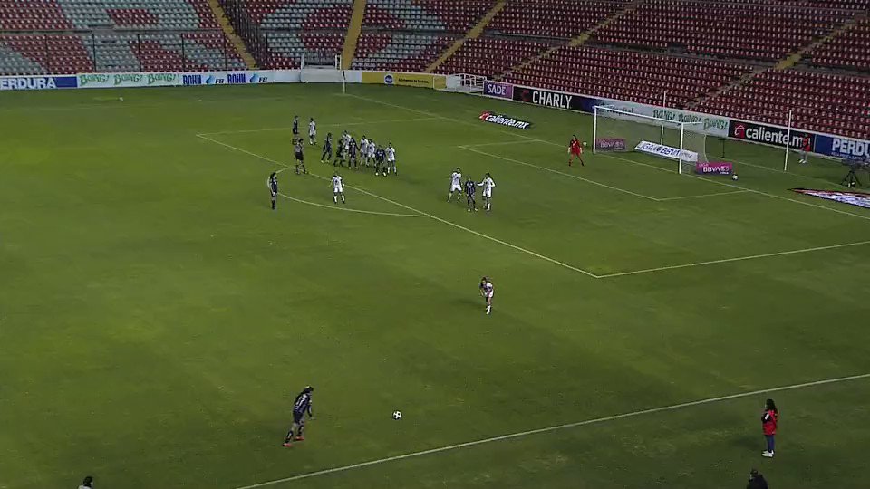 Queretaro 3 - 2 Santos Laguna