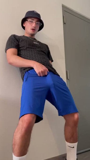 BOTTOMS RETWEET !!!!

https://t.co/aW9fNijrV6 https://t.co/H0jq8sf5yD