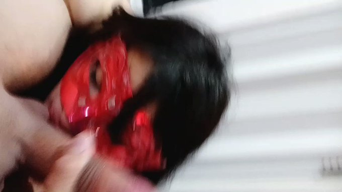 Si queres ver el video completo. Pedime info por Instagram @daph.night4  tengo todo mi contenido en promo