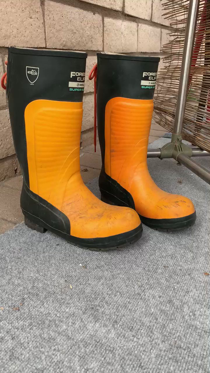 Boots Bondage On Twitter Bootedray Golden Shower Boots 🤪🤪🤪🤪🤪🤪🤪 Twitter 