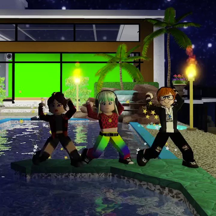 Our School Cheerleader has a CRUSH On Me! (Roblox Brookhaven